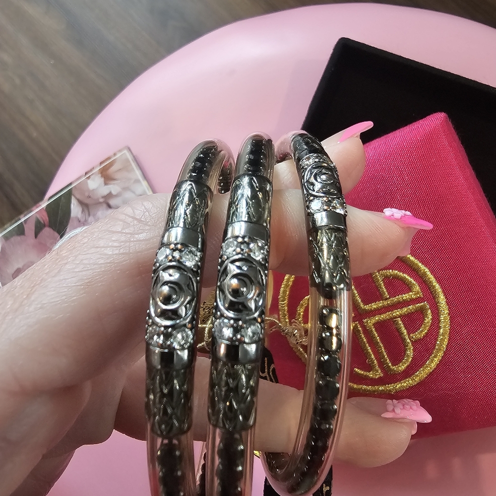 Authentic BuDhaGirl Three Queens Black Spinel Bangles - Picture 3 of 11